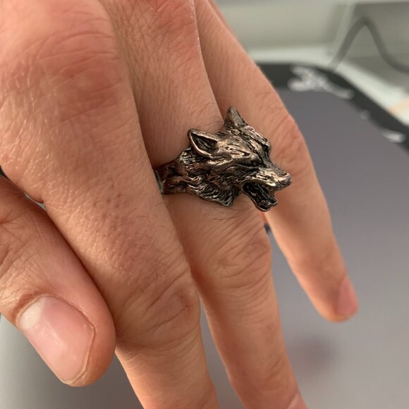 Metal Wolf Ring - Picture 3 of 3